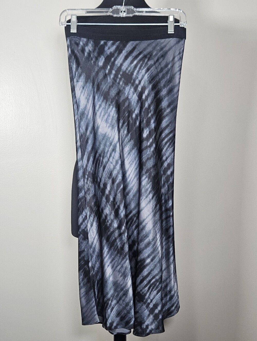 Rails Black Tide Satin Rayon Viscose Midi Length Slip Skirt Navy Gray Black XS - Picture 3 of 9